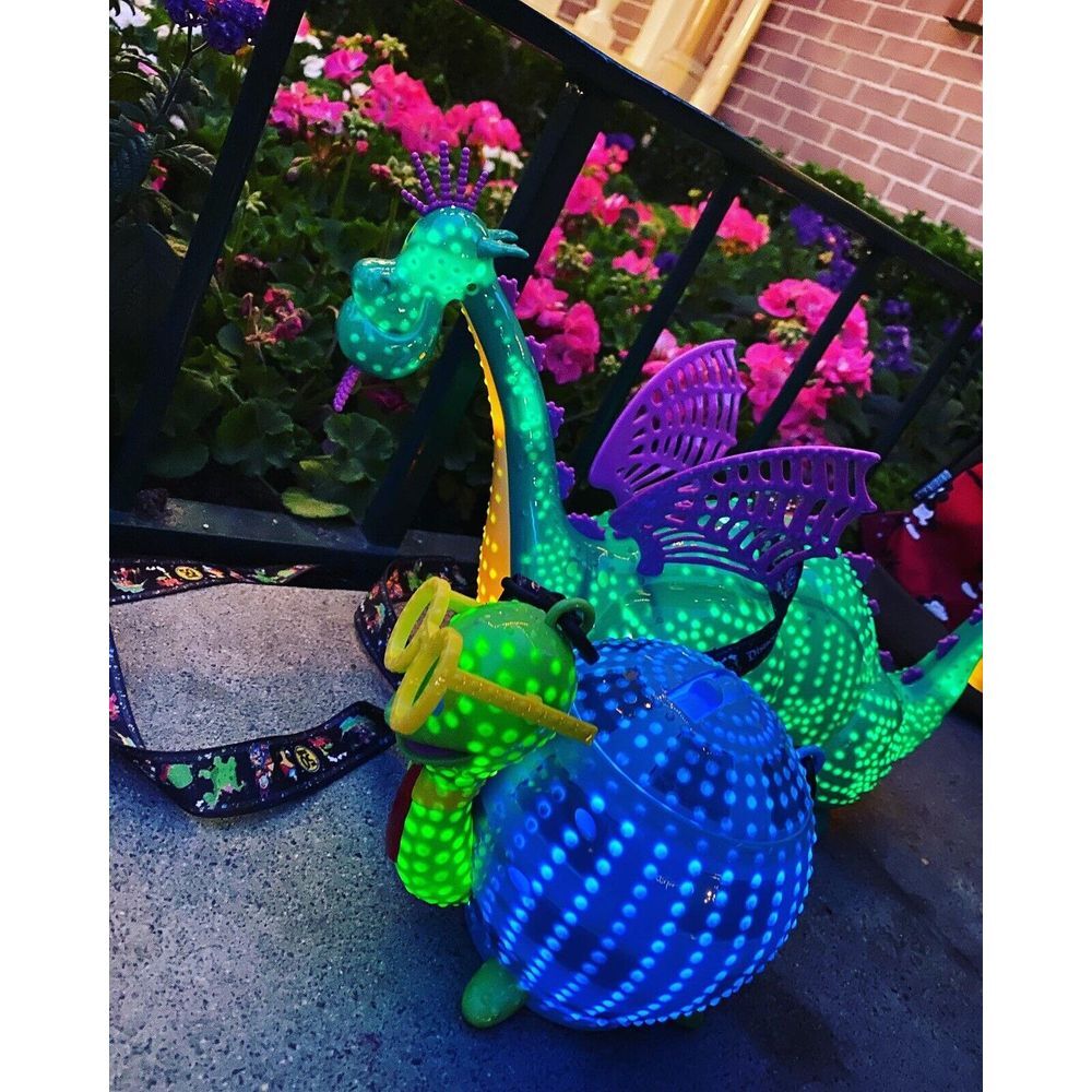 Disneyland Main Street Electrical Parade Elliott Popcorn Bucket & Turtle Sipper